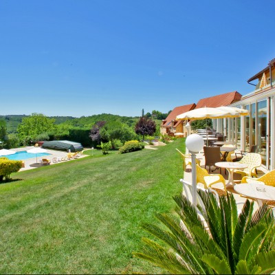 Annexe and pool at Laborderie