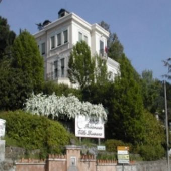 Villa Lussana, Teolo