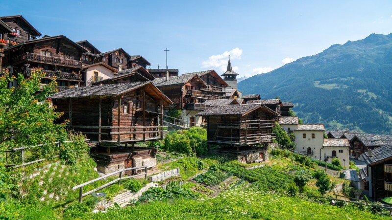Walking in Val D'Anniviers